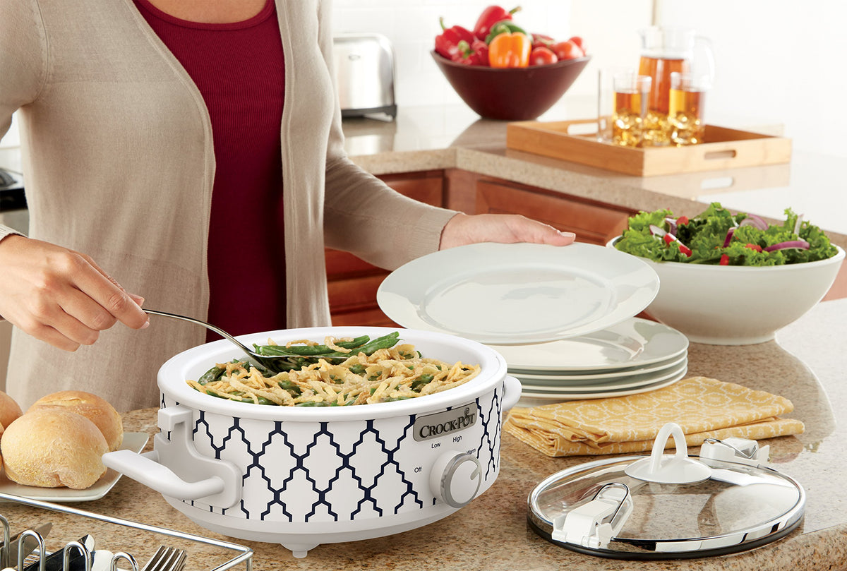 7 Quart Oval Manual Slow Cooker and 2.5 Quart Casserole Slow Cooker Z828750
